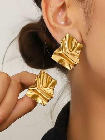 1 par de pendientes de botón asimétricos geométricos elegantes y minimalistas de acero inoxidable con textura, adecuados para uso diario, citas, fiestas y regalos de mujeres