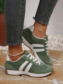 Women's New Green & White Striped Casual Sports Outfit, Retro Fresh Style Suitable For Spring & Autumn, Striped Patchwork Design Simple & Eye-Catching, Suitable For Daily Wear, Sports Patchwork Lace-Up Homewear