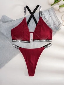 1 套红色性感深 V 链前钩扣优雅刺绣“爱心”蕾丝文胸和丁字裤内衣 - 酒紅色 - 查看 2