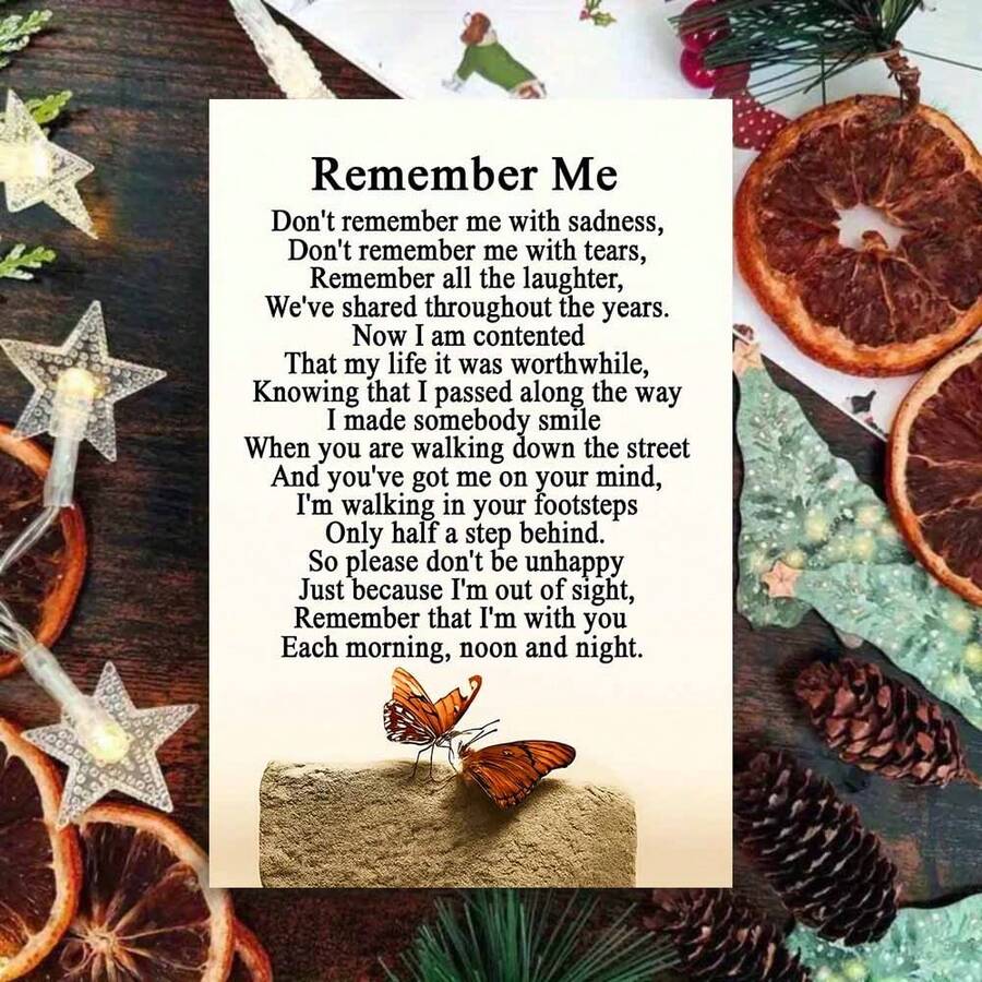 一张充满爱意的“请记住我”贺卡，附信封，设计温馨，饰有蝴蝶图案，色调柔和，非常适合慰问悲伤的亲朋好友，是纪念时刻的理想之选。纪念卡|慰问卡|纸质贺卡 - 彩色 - 查看 1