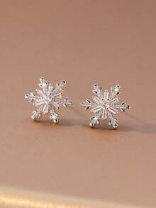 1 Pair Snowflake Rhinestone Earrings, Dual-Tone Gold & Silver Options, Minimalist Luxury, 3D Sparkling Studs, Suitable For Christmas Party, Daily Wear, Winter Earrings - Snowflake - View 2