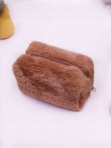 个性化姓名化妆包 - 毛绒化妆品收纳袋，拉链封口，大容量化妆盒，柔软蓬松，适合女性、新娘、母亲 - 生日/婚礼/母亲节礼物 - 柔和的粉彩色调（黄色、粉色、薰衣草色） - 耐用涤纶材质，个性化化妆包，旅行化妆品收纳包，休闲风格，趣味设计，高品质，触感柔软 - 彩色 - 查看 12