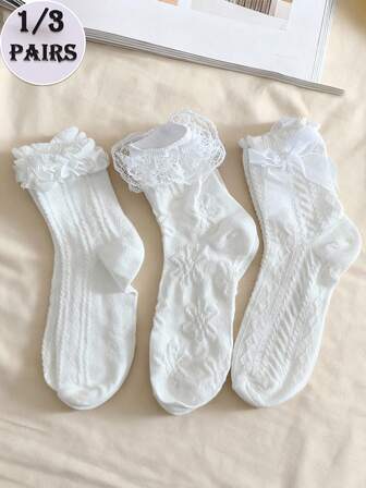 1/3 双（随机发货）女士白色蕾丝蝴蝶结中筒袜，甜美洛丽塔风格，透气亲肤，洛丽塔穿搭/派对及街头服饰