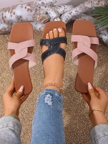 Women's Flat Sandals, New Fashion Low Heel Soft Bottom Slippers, Wide Feet Recommend Sizing Up One, Solid Pink Criss-Cross Strap Summer Beach Slides