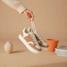 Marrom + Preto e Branco