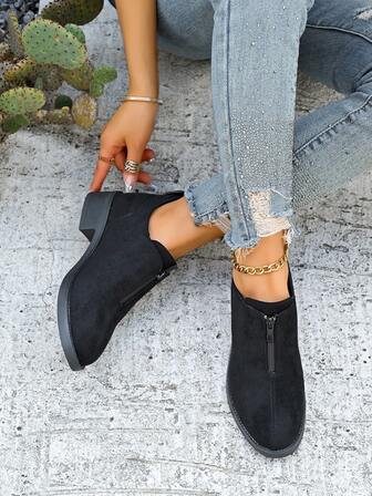 Plus Size Women's Fashion Solid Color Front Zipper Flat Shoes