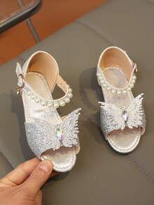 1双时尚百搭女童珍珠水钻蝴蝶结装饰可爱平底凉鞋，圆头，适合日常穿着、跳舞、户外活动，饰有亮片，闭趾公主鞋，春秋季款 - 銀色 - 查看 11