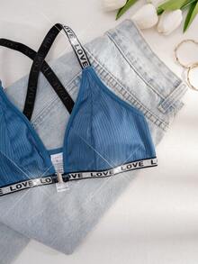 1 Set Women Sexy Deep V Chain Front Closure Lingerie Set With Love Letter Silver Thread Decor, Includes Bra And Thong Panty