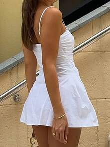 女士白色褶皱迷你连衣裙 | 吊带心形领口前扣荷叶边下摆夏季派对连衣裙 - 白色 - 查看 5