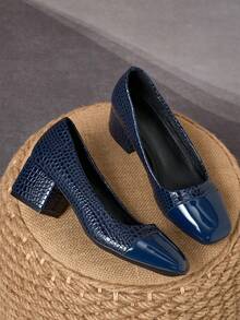 Navy Stone-Texture Square Toe Patent Two-Tone Block Heel Pumps – 5cm - Navy Blue - View 2