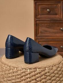 Navy Stone-Texture Square Toe Patent Two-Tone Block Heel Pumps – 5cm - Navy Blue - View 6