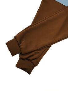 Este elegante y de moda conjunto de sudadera con capucha de mujer con bloques de color combina el estilo callejero europeo y estadounidense, e incluye una sudadera con capucha y un pantalón deportivo de patchwork. El estiloso conjunto de 2 piezas es adecuado para otoño/invierno, Navidad, Año Nuevo y uso diario casual. Es perfecto para fiestas, citas, bodas, deportes, playas, Halloween, Navidad, Año Nuevo y Acción de Gracias. - Café integral - Ver 8