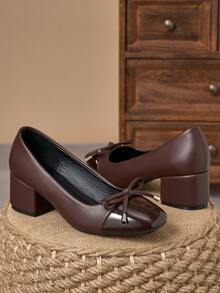 棕色漆皮双色方头蝴蝶结粗跟高跟鞋 – 5厘米 - 棕色 - 查看 1