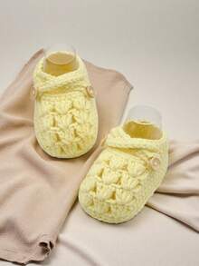 1 Pair Handmade Crochet Infant Shoes, Light Purple Color With Button Decor, Infant Size - Yellow - View 3