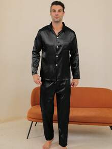 Bộ đồ ngủ hai mảnh bằng vải satin trơn cổ áo sơ mi tay dài và quần dài cho nam phù hợp với mọi mùa - màu đen - Xem 2