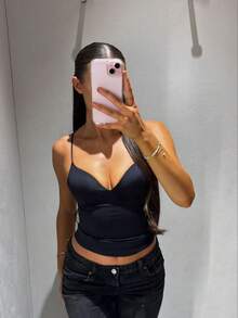 黑色露脐吊带背心，女士性感无袖吊带衫，夏季必备，Y2K 时尚露背细肩带派对文胸上衣，别致优雅休闲吊带背心 - 黑色 - 查看 4