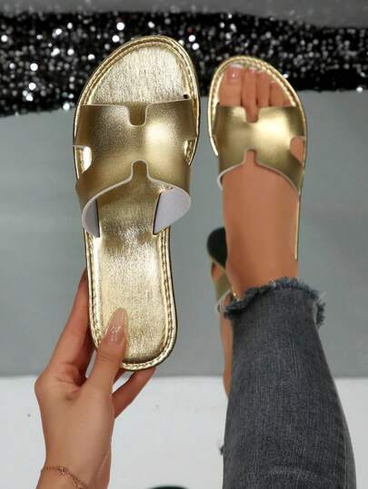 1 Pair Fashionable, Versatile, Comfortable & Durable Flat Slip-On Sandals For Teenage Girls, Round Toe Slip-On Flat Sandals, New Summer Design For Plus Size