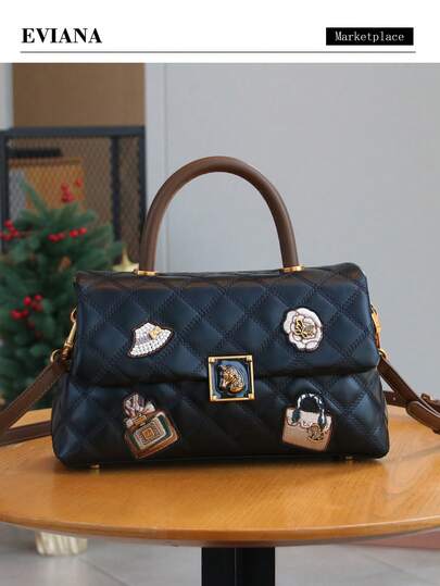 Nueva bolsa cuadrada pequeña de moda con insignia de rombo negro, nuevo bolso de alta gama 2025, bolso de hombro cruzado de gran capacidad, elegante y de lujo de alta gama