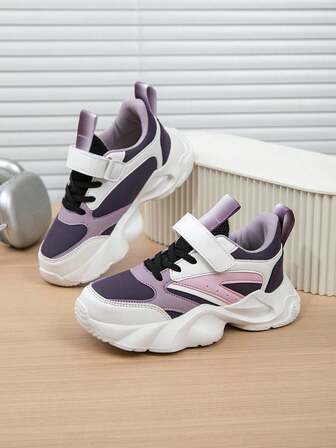 1 par barnskor med färgblock, bekväma, mångsidiga och lätta utomhussportskor, moderiktiga, avslappnade löparskor för pojkar och flickor