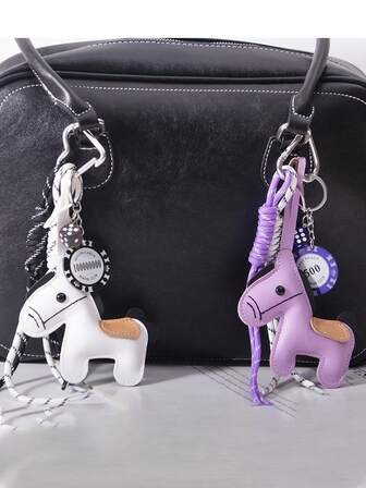 1 st läderponny nyckelring flätat rep ryggsäckshänge för ryggsäckshängande tillbehör gör-det-själv-dekoration