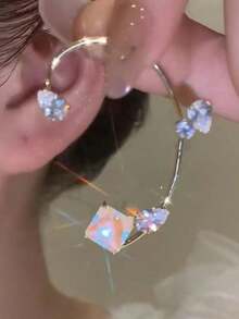 1 pieza Elegante y elegante pendiente de oreja con mariposa de oro y cristales de Rhinestone, adecuado para días festivos y uso diario - Oro-Izquierda - Ver 3