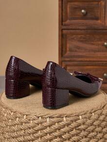 Burgundy Patent Two-Tone Stone-Texture Square Toe Bow Block Heel Pumps – 5cm - Burgundy - View 6