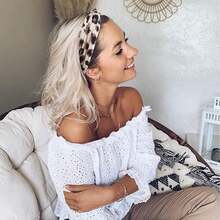 1条日式黑色弹力发带，适合跑步、运动、徒步、休闲佩戴，男士配饰，足球发饰，棒球配饰，男士头带