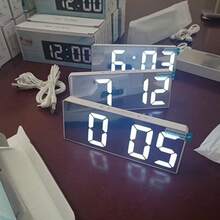 1 chiếc đồng hồ báo thức kỹ thuật số nhiều màu sắc có đèn ngủ, trang trí bàn đầu giường với chữ và màn hình nhiều màu sắc, dùng pin/USB, hiển thị ngày, nhiệt độ, chức năng báo lại, độ sáng có thể điều chỉnh, chế độ làm mờ đèn LED, trang trí phòng ngủ/nhà/ký túc xá/trường học, đồ dùng học tập - Nhiều màu - Xem 13