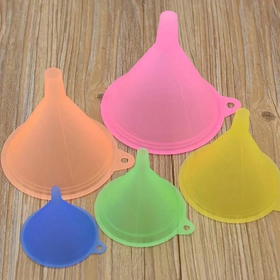5pcs/Set Small Funnels, Multifunctional Kitchen Funnels, Colorful Plastic Oil Funnels For Milk, Wine, Oil, Juice, Honey, Sauce, Kitchen Funnel, Plastic Funnel, Kitchen Tools, Inexpensive Goods - Multicolor - View 1