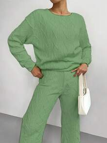 2026 Premium Apparel Women's Thermal Workout Set - Winter Gym Pants & Sweater Combo With -Filled Lining, Loose-Fit Running Tracksuit, Elastic Waistband & Full-Zipper Compatible For Outdoor Training, Yoga, Casual Outdoors - Warm Athletic Lounge Suit (Autumn/Winter), Yoga  Elegant Ribbed Jacquard Pants Set - Two-Piece Winter Warmth Outfit With Oversized Sweater Coat Jacket & Wide-Leg Trousers, Soft Stretch Fabric, Casual To Formal Wear, Cozy Sweater Pants For Everyday Formal Events 2025 New Autumn And Winter Collection Of European And American Women'S Clothing - Jacquard Long - Sleeve Casual Round - Neck Sweatshirt And Trousers Set.Women'S Suits, Women'S Two-Piece Suits  Patch-Detailed Sweatshirt & Sweatpants Two-Piece Set  Cable Knit Loungewear Set Chunky Knit Matching Sweater & Pants Fleece-Lined Inside: The Perfect Choice For Stylish Warmth - màu xanh lá - Xem 3