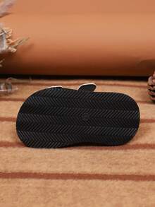 时尚休闲新款儿童凉鞋，学生夏季沙滩鞋，幼儿防滑软底鞋 - 米色 - 查看 8