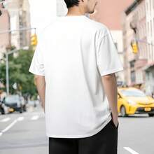 Men's Breathable Cotton T-Shirt With The Funny Phrase "Wine Gets Better With Age" - 220gsm Cotton, Short Sleeve, Round Neck, Birthday Gift For Wine Lovers, Machine Washable, Comfortable And Durable - 白色 - 查看 2