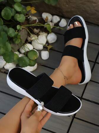 Women's Fashion Versatile Commuter Thick Sole Summer Relaxed Soft Bottom Soft Surface Non-Abrasive Suitable For Walking, Strolling, May Day Outings, Mid-Autumn Festival Gatherings, Simple Wedge Sandals