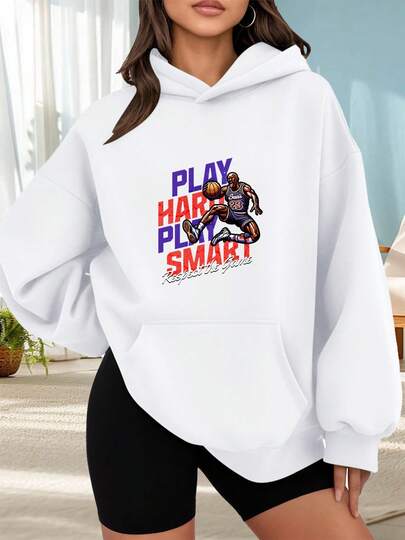 Suéter de moda con capucha al aire libre para mujeres Sudadera con capucha negra con estampado de jugador de baloncesto y texto Play Hard Play Smart Respect the Game para uso casual deportivo Combinar  de citas fuera de casa, regalos de vacaciones
