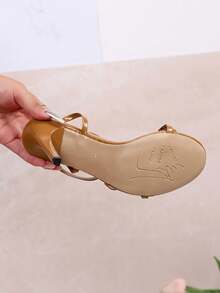 Summer New Lace-Up High Heel Shoes, Slim High Heels Highlight Slender Legs, Sexy Criss-Cross Strap High Heel Sandals, Glossy And Slim Without Foot Abrasion, Black Slim High Heel Sandals, Rhinestone Buckle, Versatile For Various Styles, Fashionable Lace-Up Slim High Heel Sandals, Non-Slip And Stable, Must-Have Item For Sexy Ladies, Black Criss-Cross Strap High Heel Shoes, Glossy Texture, Street-Catching Weapon - Brown - View 6