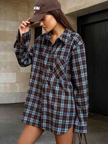 Women's Retro Plaid Button-Up Shirt | Loose Fit Top With Pockets And Slit Hem - Fashionable Casual Blouse - Plaid - View 4