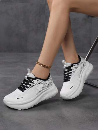 Damskor Casual 2025 Nya Tjocka Sulor Förhöjande Halkfria Slitstarka Stickade Mesh Andningsbara Utomhussport Enfärgade Casual Damskor Mesh Låga Rund Tå Snörning Utomhussport Bekväma Dam Löparskor Svettabsorberande Luktresistenta Andningsbara Sportskor