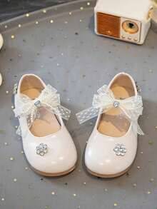 1双儿童蝴蝶结公主鞋，时尚春秋新款女童软底表演鞋， - 米色 - 查看 3