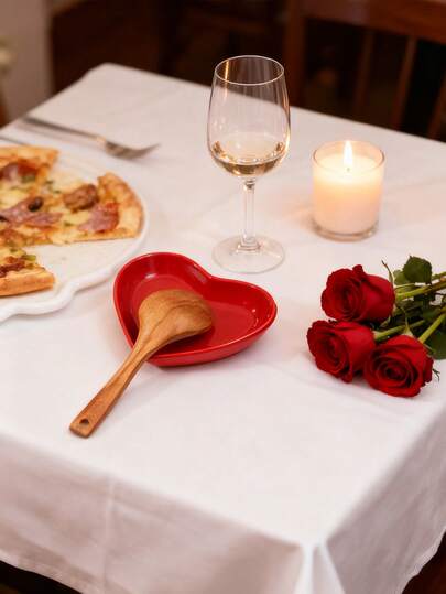 1 buc Suport pentru linguri în formă de inimă romantică roșie, suport pentru linguri din ceramică pentru bucătărie, decor de masă, decor pentru boluri în stil Ins, organizator de ustensile de bucătărie, accesoriu decorativ romantic pentru sufragerie (pot exista mici imperfecțiuni din cauza naturii meșteșugului ceramic, nu o problemă de calitate)