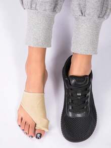 1 Pair Men's Casual Lace-Up Wide Fit Sneakers, Comfortable Wide Toe Box, Anti-Slip, Suitable For Outdoor Wear In Spring And Autumn