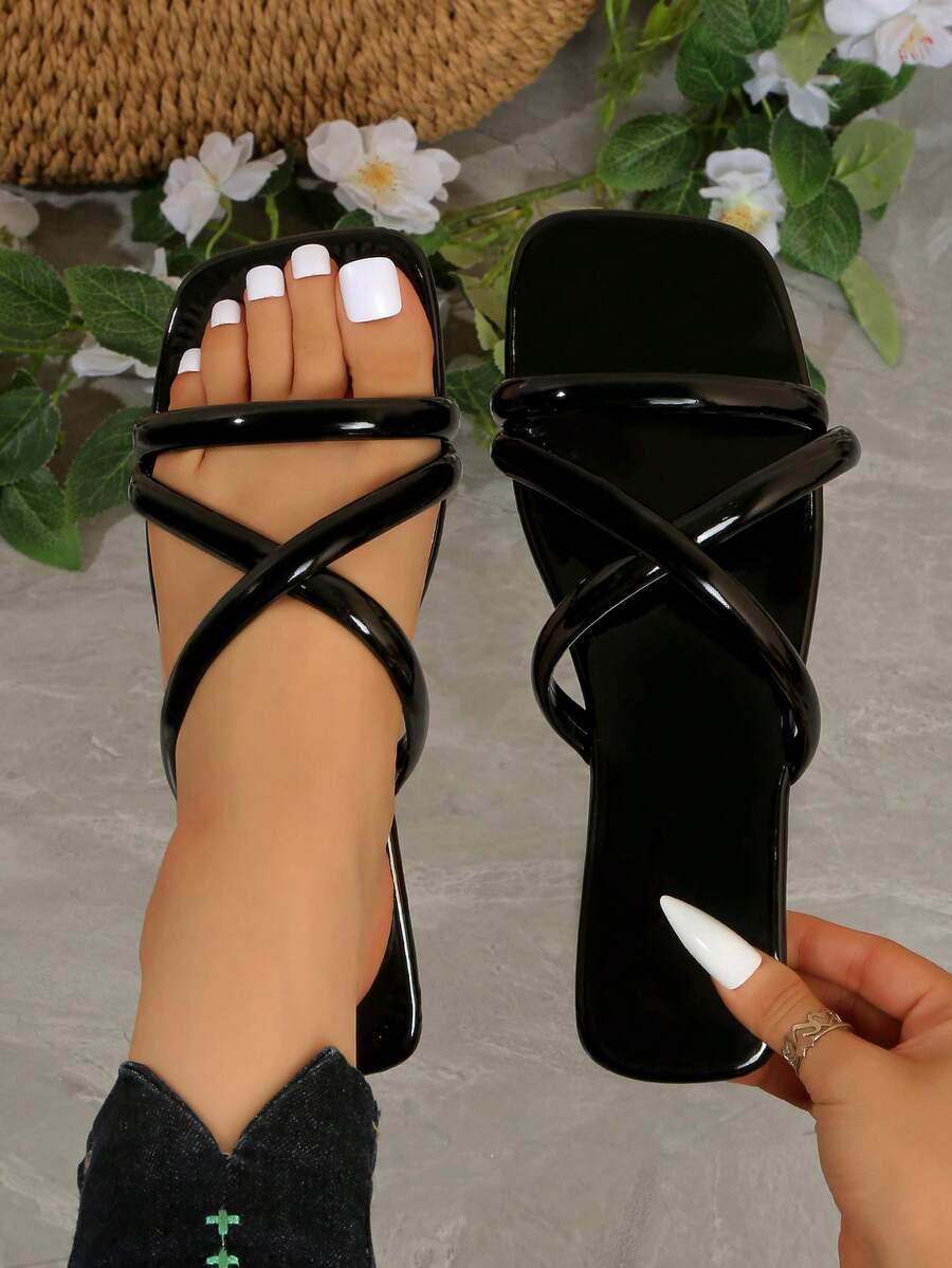 Women's New Square Toe Solid Color Red Sandals, Versatile Outdoor Wear, Comfortable Flat Rope Slipper, Fashionable And Elegant Slip-On Sandals