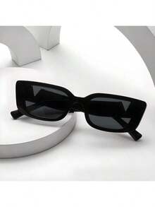 1pc Unisex Style Chic Cat-Eye Fashion Glasses - Luxury V-Shaped Design, Anti-Glare Lens, Lightweight PC Frame For Perfect Driving And Fashion - Black - View 6