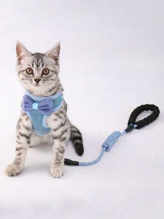 1pc Bow Tie Style Adjustable Cat Harness & Leash Set, Escape Proof Design Suitable For Cats And Small Dogs