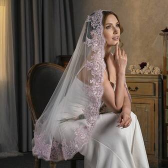 1pc Romantic Pink Lace Short Bridal Veil, Outdoor Atmosphere Photography Prop, Christmas Gift