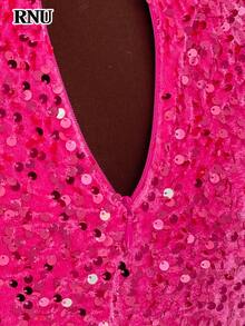 RNU 亮片丝绒紧身迷你裙，弹力休闲夜店装，适合情人节、办公室、派对、演唱会、日常穿着、生日、新年、度假、约会，春夏秋冬皆宜。 - 玫紅色 - 查看 9