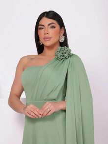 Women's Long Party Dress, One Shoulder, Draped With Slit – Elegant Fluit Fabric For Bridesmaids, Weddings, And Graduations – One Size Fits All. Elegant Asymmetrical Party Dress For Weddings. - 薄荷綠 - 查看 6