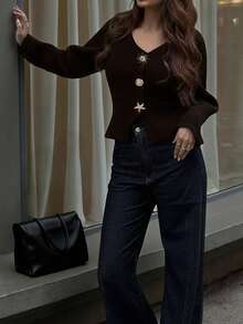 FOR BEAUTY 女士V领不规则纽扣针织开衫，长袖上衣，棕色，时尚简约，优雅休闲，百搭宽松风格，适合日常通勤，毛衣外套，秋冬季，新年必备 - 棕色 - 查看 4