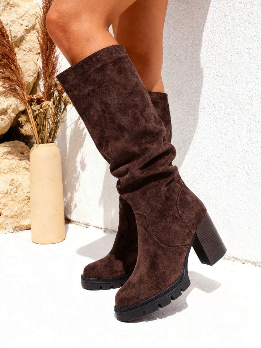 Bottes hautes à talons épais pour femmes KESCA - Élégance et confort en avant, bottes d'automne et d'hiver pour femmes de haute qualité avec talons épais et bottes hautes à fermeture éclair latérale, bottes longues confortables pour femmes en automne et en hiver, style élégant et moderne, idéales pour toutes les occasions - Marron-23073-19 - Voir 1