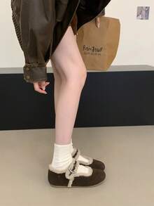 2025 Mocasines de Terciopelo para Mujeres de Invierno, Nuevos Zapatos de Peluche de Suela Gruesa Adecuados para Combinar con Abrigos, Zapatos Planos de Algodón Estilo Pantufla para Mujeres - Amarillo - Ver 12