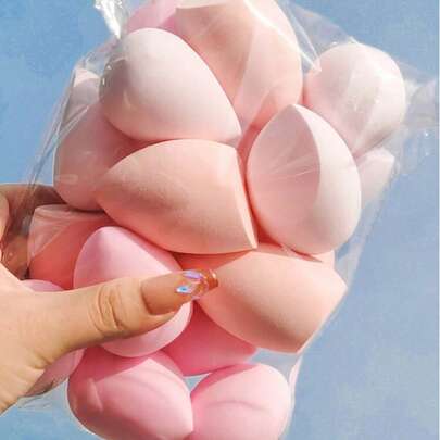 Large Size Dry & Wet Dual-Use Makeup Sponge Puff, Random Styles, Suitable For Makeup Application And Concealing, Convenient To Carry, Great For Christmas Gifts To Friends,Giveaways,Travel,Cheap Stuff,Travel Essential